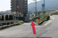 西広島バイパス進入路の側道の写真